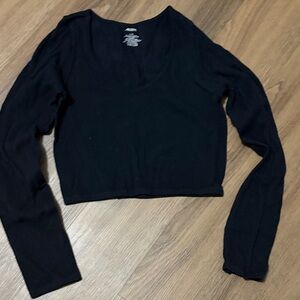 Black Long Sleeve Crop Top